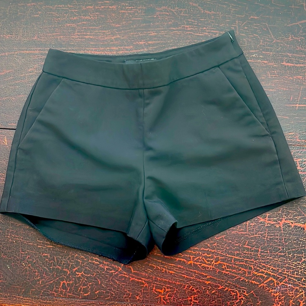 Express Black Mid Rise Shorts Size 00